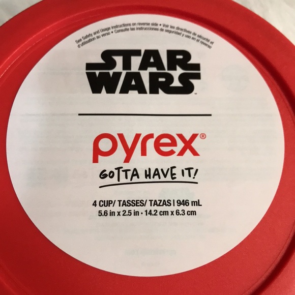 New Pyrex Star Wars 4 cup Glass Bowl w/Lid - Picture 3 of 8